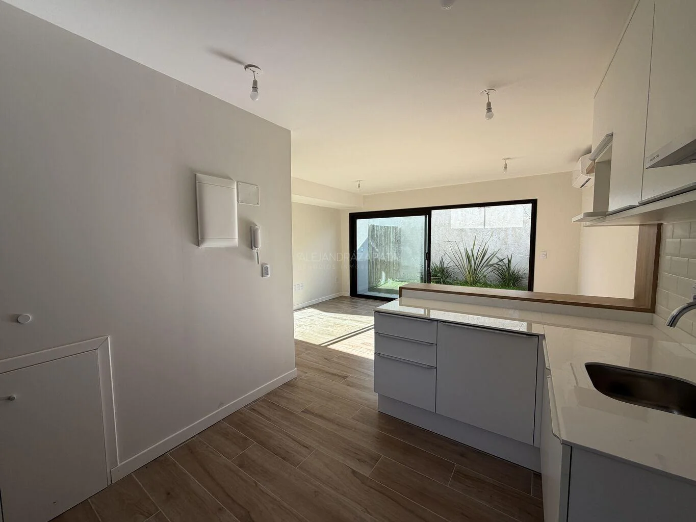 Casa en Carrasco Norte, propiedad 262140 -Imagen 2