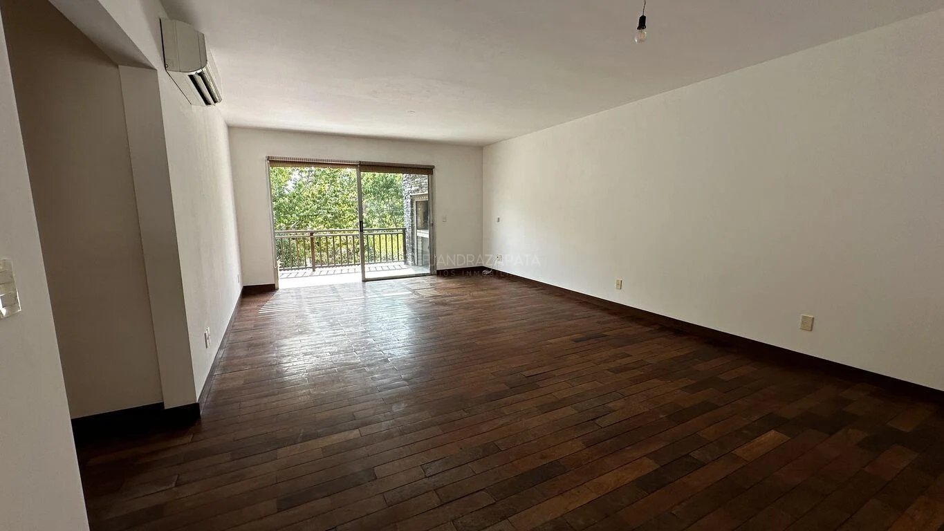 Apartamento en Carrasco Norte, propiedad 271701 -Imagen 1
