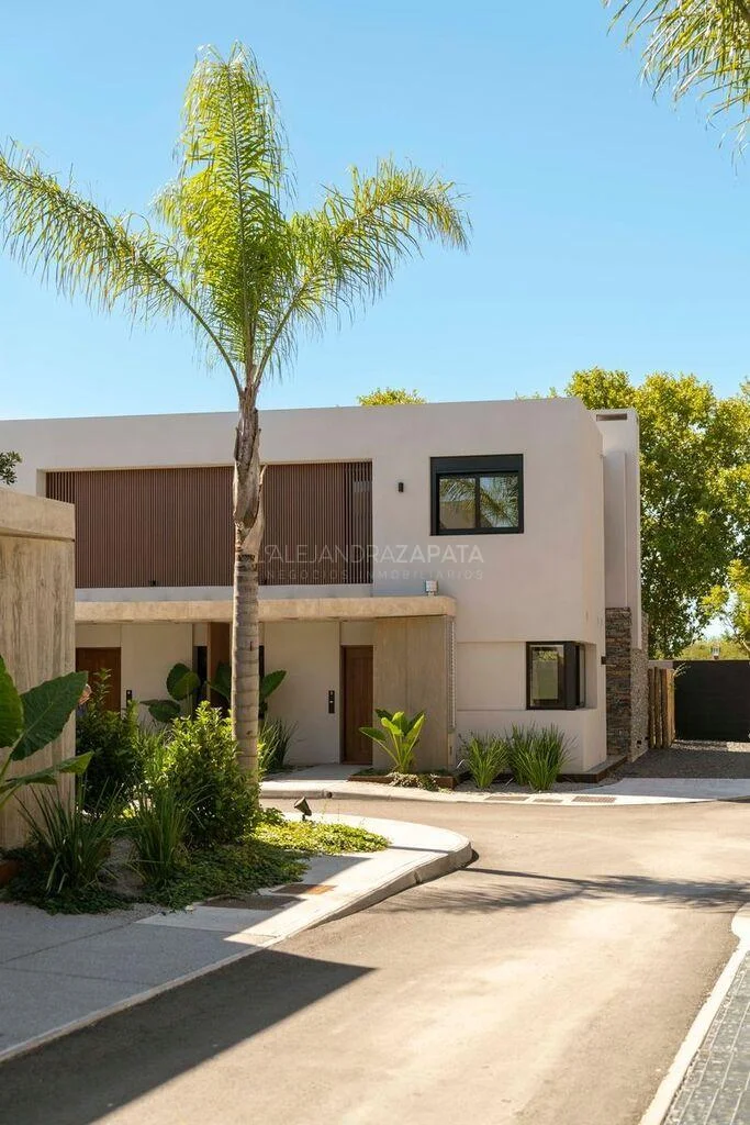 Casa en Carrasco Norte, propiedad 273594 -Imagen 1
