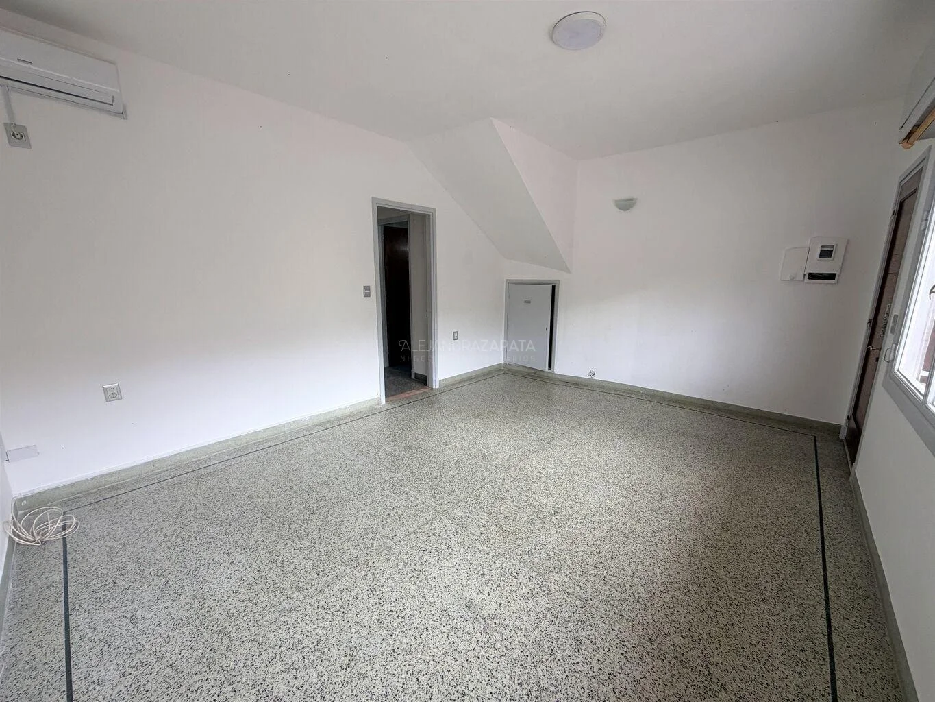 Apartamento en La Comercial, propiedad 295977 -Imagen 3