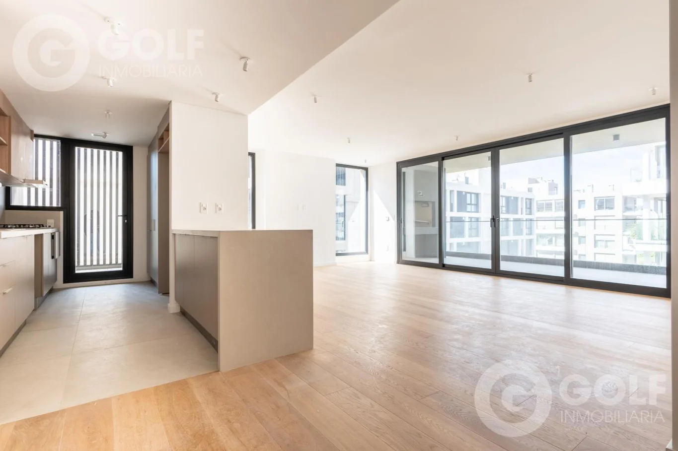 Apartamento en Carrasco, propiedad 245870 -Imagen 2