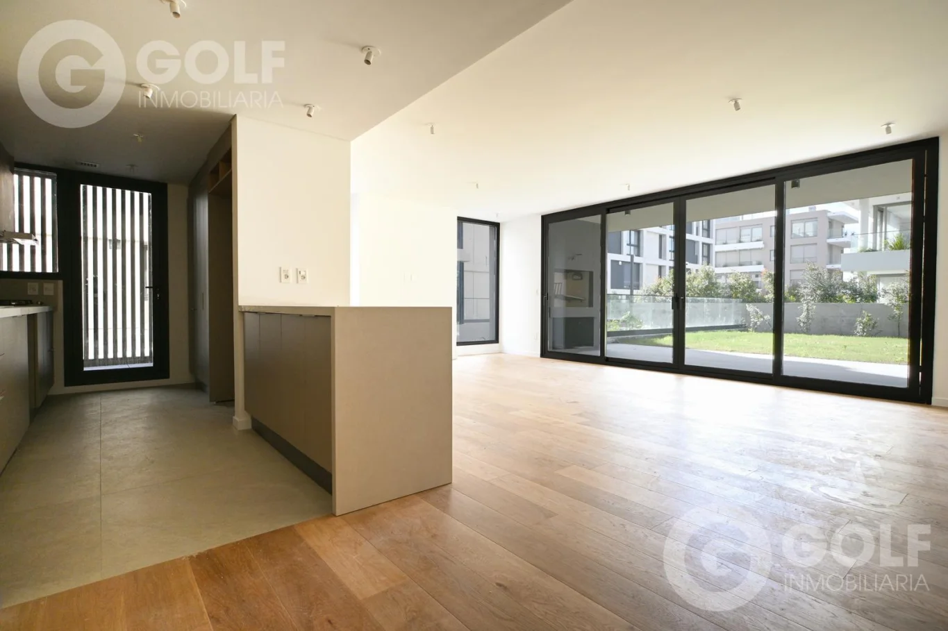 Apartamento en Carrasco, propiedad 201197 -Imagen 1