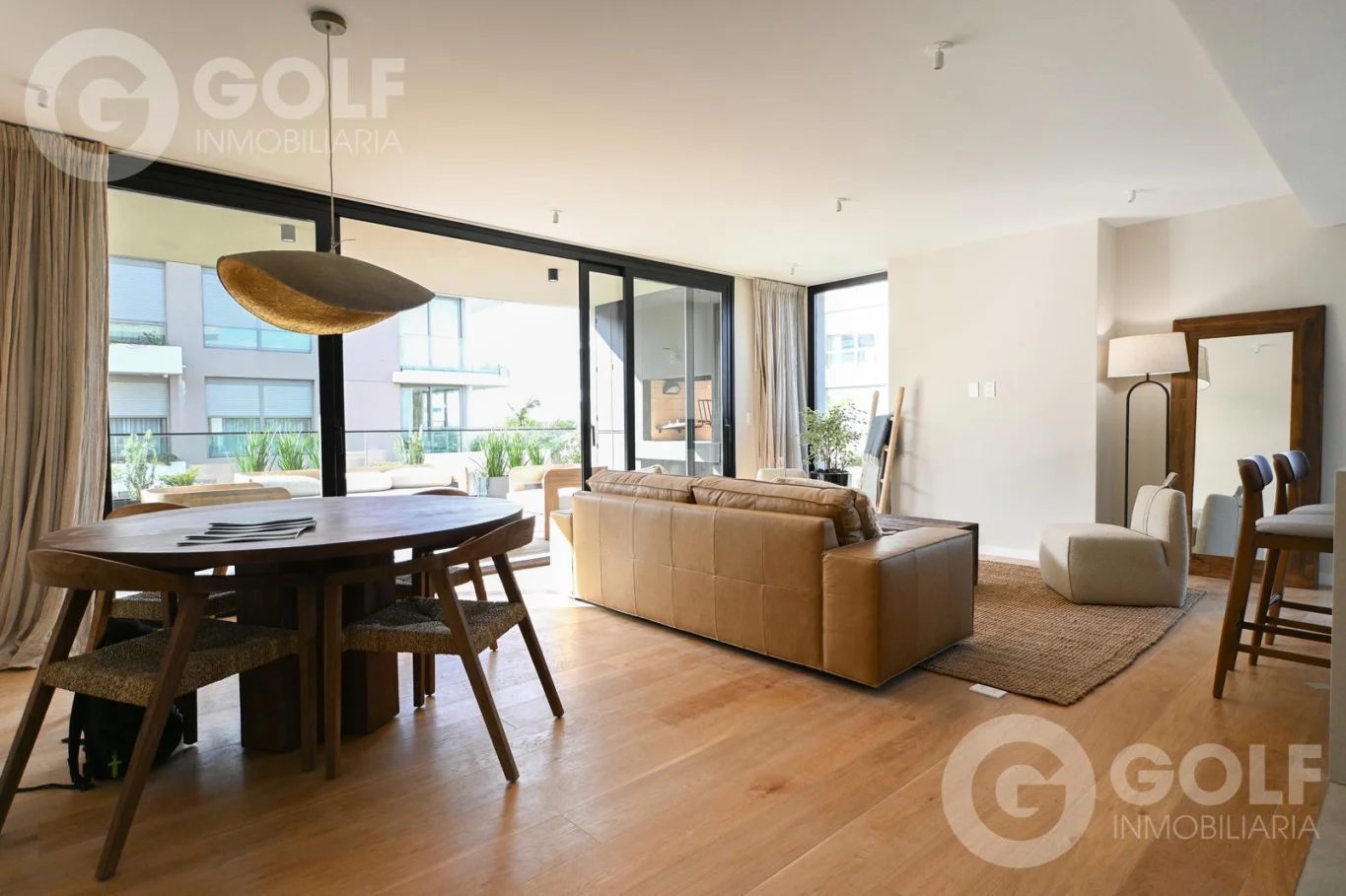 Apartamento en Carrasco, propiedad 221089 -Imagen 2