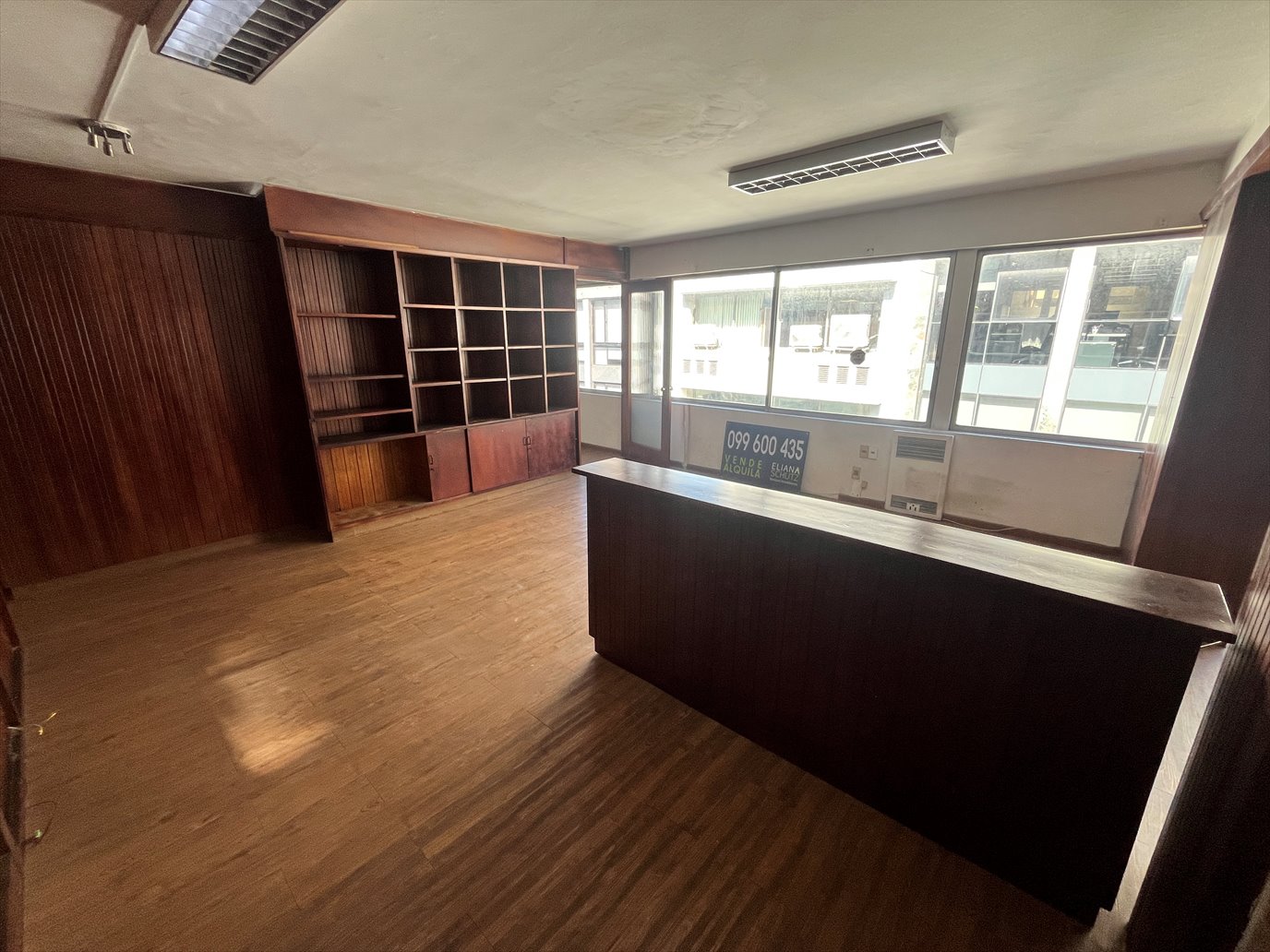Oficina en Ciudad Vieja, propiedad 218408 -Imagen 2