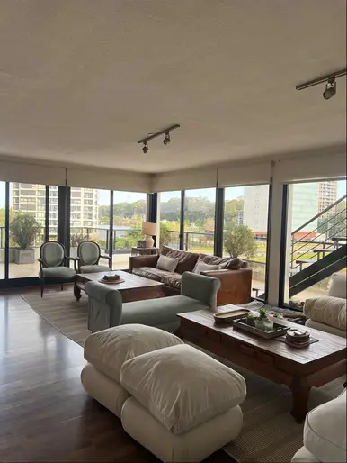 Penthouse sobre Av de las Americas