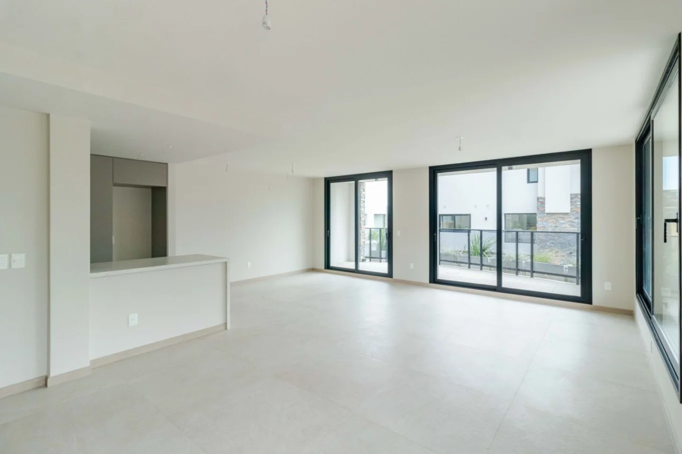 Apartamento en Carrasco, propiedad 172802 -Imagen 2