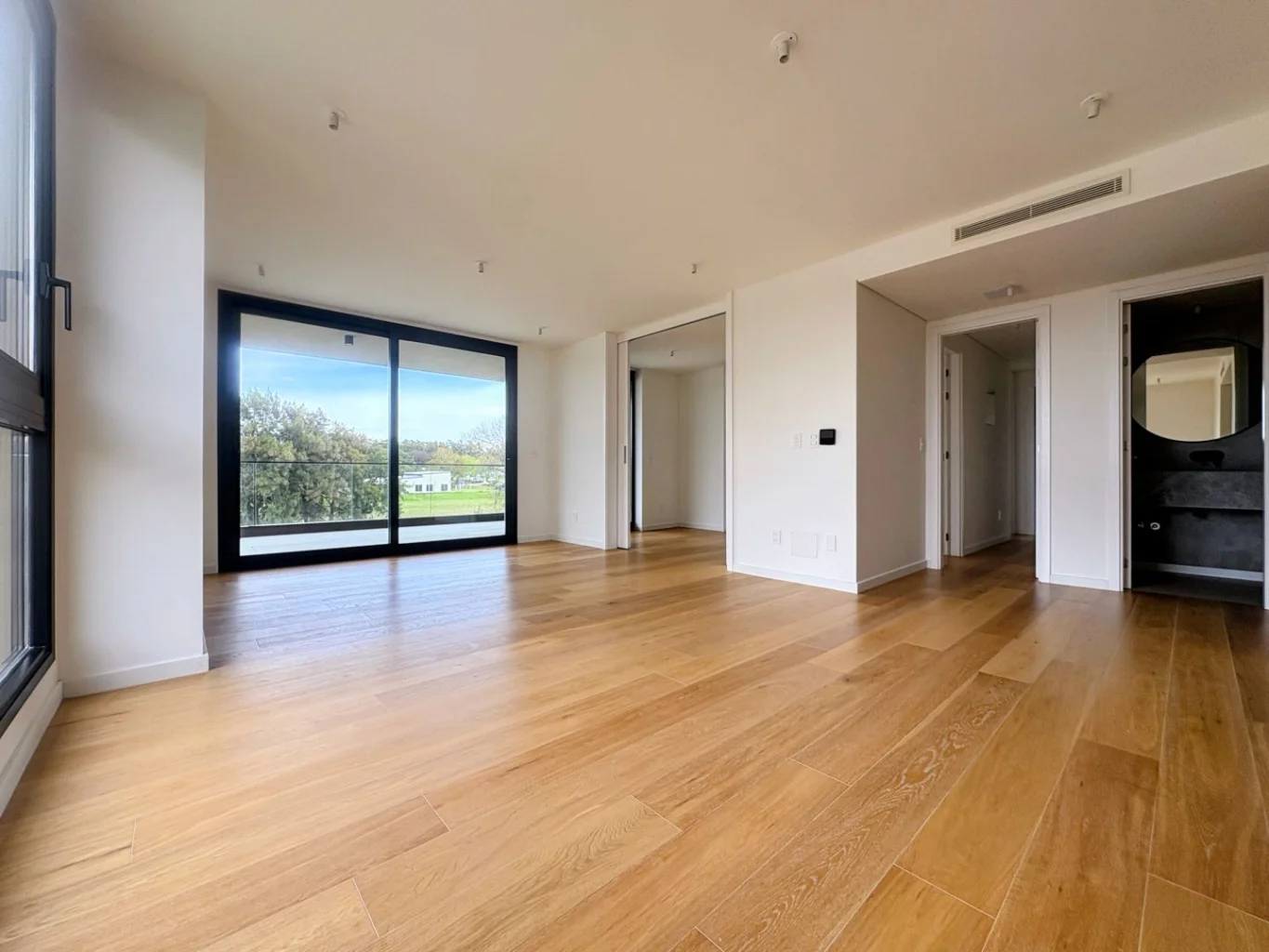 Apartamento en Carrasco Norte, propiedad 301571 -Imagen 2