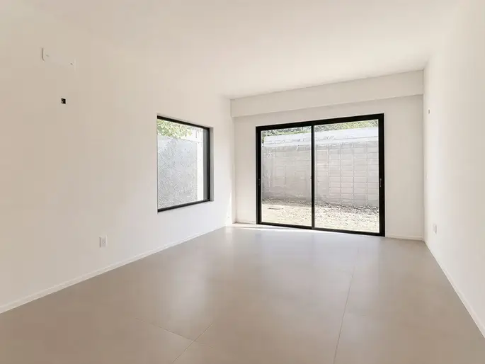 Complejo de casas en Solymar, próximo Rambla.