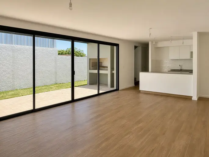 3 dormitorios. Moderna. Zona Lagos de Parque Miramar.