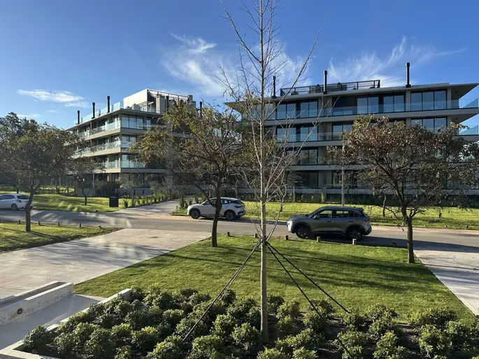 Barrio Parques 2 Dorm en suite, toilette, seguridad, amenities