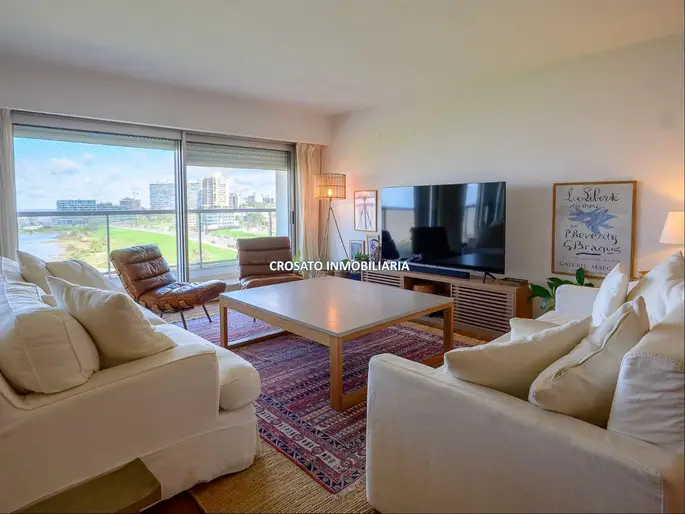 Venta Espectacular Apartamento Puerto del Buceo 3 Dormitorios 4 Baños estar Servicio 2 Garaje Parrillero Privado y BBQ