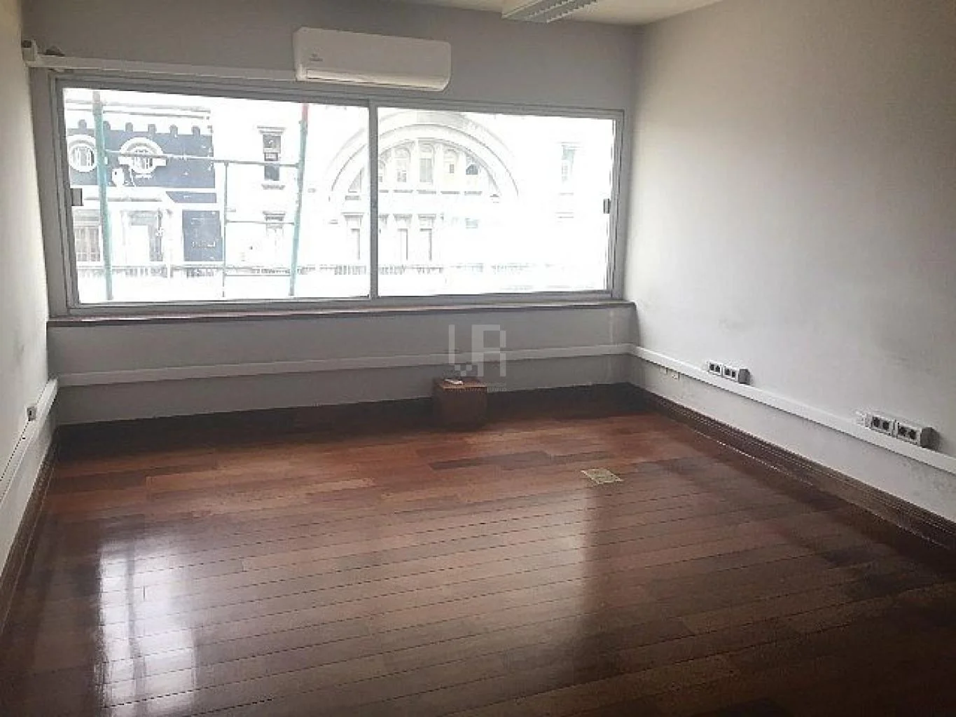 Oficina en Centro, propiedad 12985 -Imagen 1