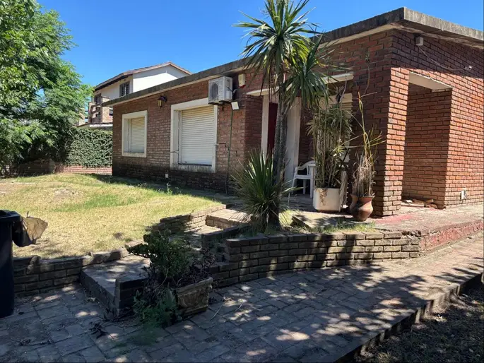 EN TERRENO ELEVADO 3 dormitorios 2 baños + Servicio Solymar Sur Venta Ciudad de la Costa Canelones