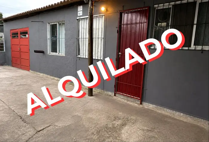 *** ALQUILADO *** SENCILLA A 200 METROS AV GIANNATTASIO norte 3 dormitorios Solymar Alquiler Casa Ciudad de la Costa