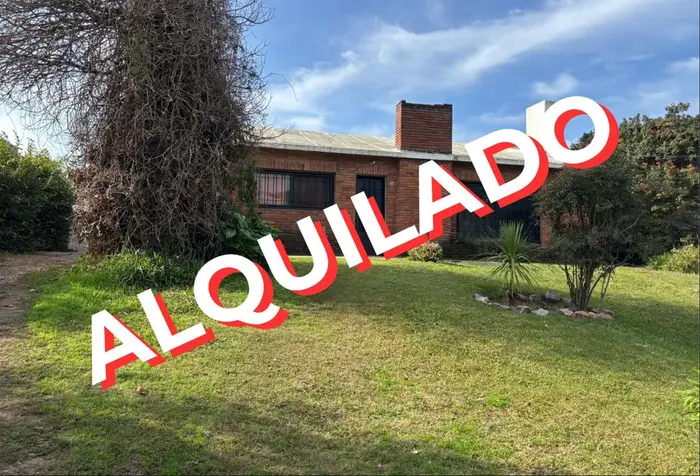 *** ALQUILADO *** CHALET EN SOLAR ELEVADO 2 dormitorios + BARBACOA Lomas de Solymar Alquiler Ciudad de la Costa