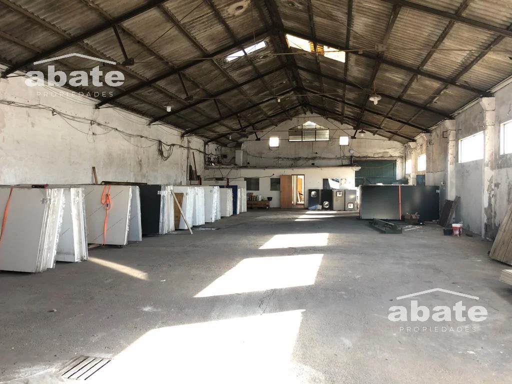 Local en Jardines del Hipódromo, propiedad 43872 -Imagen 1