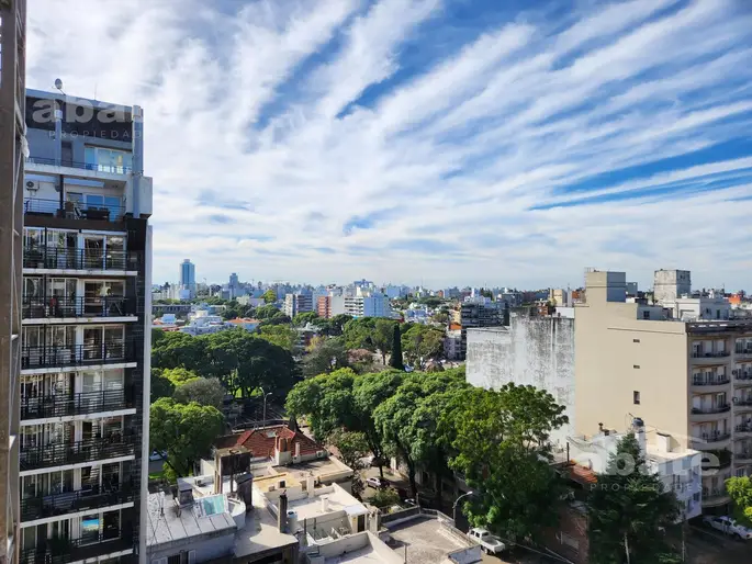 Venta apartamento 2 dormitorios Parque Rodó en Yes Sarmiento con terraza parrillero