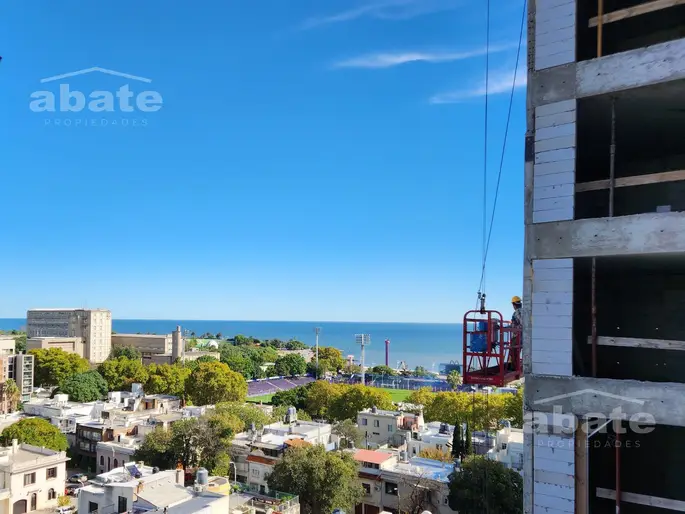 Venta apartamento 2 dormitorios Parque Rodó en Yes Sarmiento con terraza parrillero