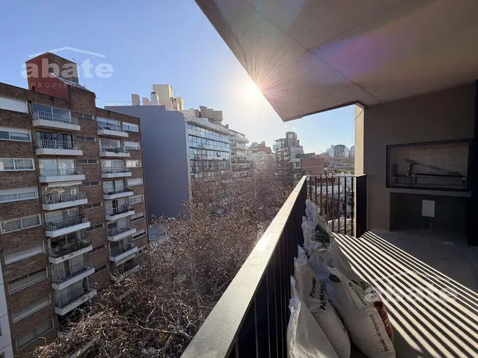 Venta apartamento 1 dormitorio en Parque Rodó con parrillero