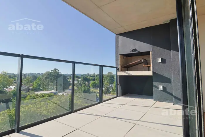 Venta apartamento 1 dormitorio con garaje con parrillero - Ciudad de la Costa