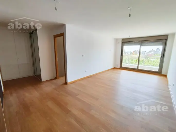 Alquiler apartamento de 1 dormitorio con patio - Punta Carretas