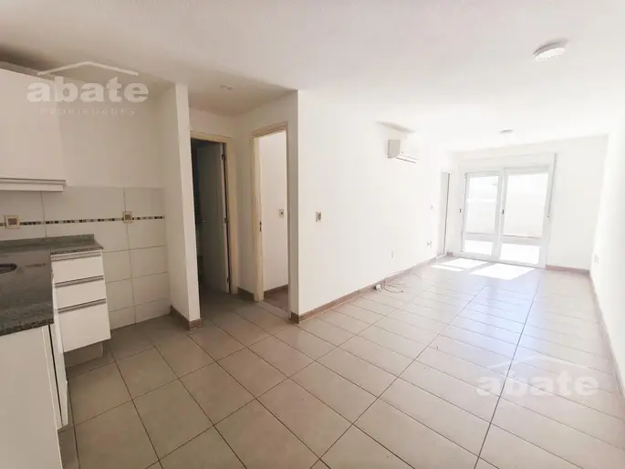 Venta Apartamento 1 dormitorio con patio de uso exclusivo!
