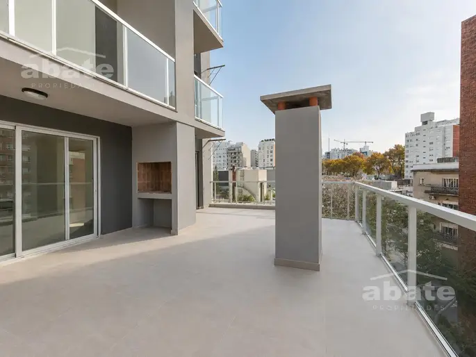 Venta apartamento 1 Dormitorio en Cordón con Parrillero y gran terraza al frente