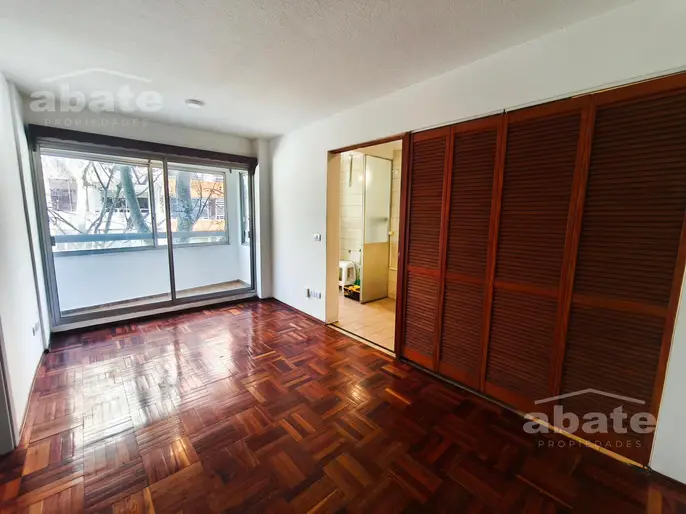 Apartamento de 1 dormitorio con Garage en Cordón