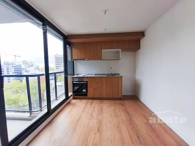 Alquiler Monoambiente piso alto en Cordón, Montevideo