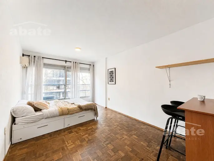 Alquiler apartamento amoblado en Cordón bajos gastos comunes