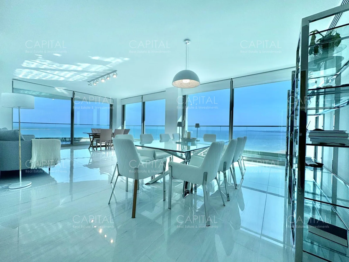 Apartamento en Playa Mansa, propiedad 277764 -Imagen 2