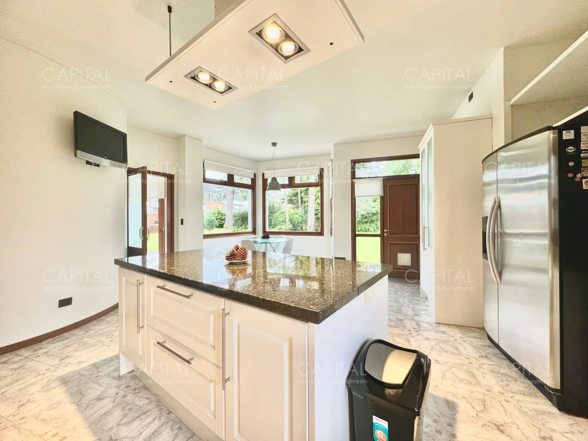 Casa en Playa Mansa, propiedad 277789 -Imagen 9