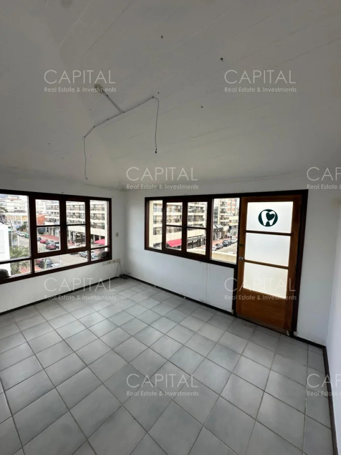 Local en Punta del Este, propiedad 277834 -Imagen 1