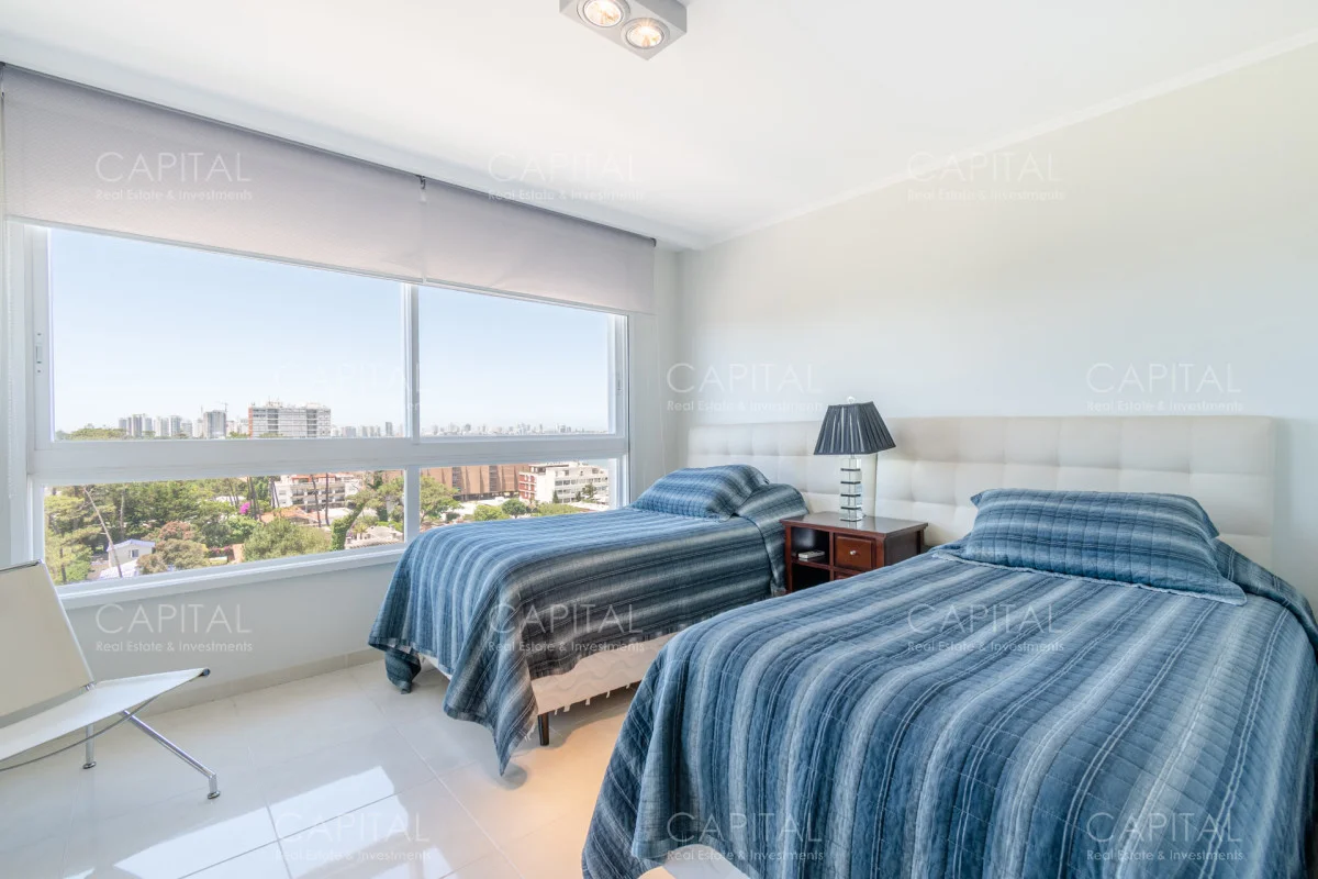 Apartamento en Playa Mansa, propiedad 277868 -Imagen 8