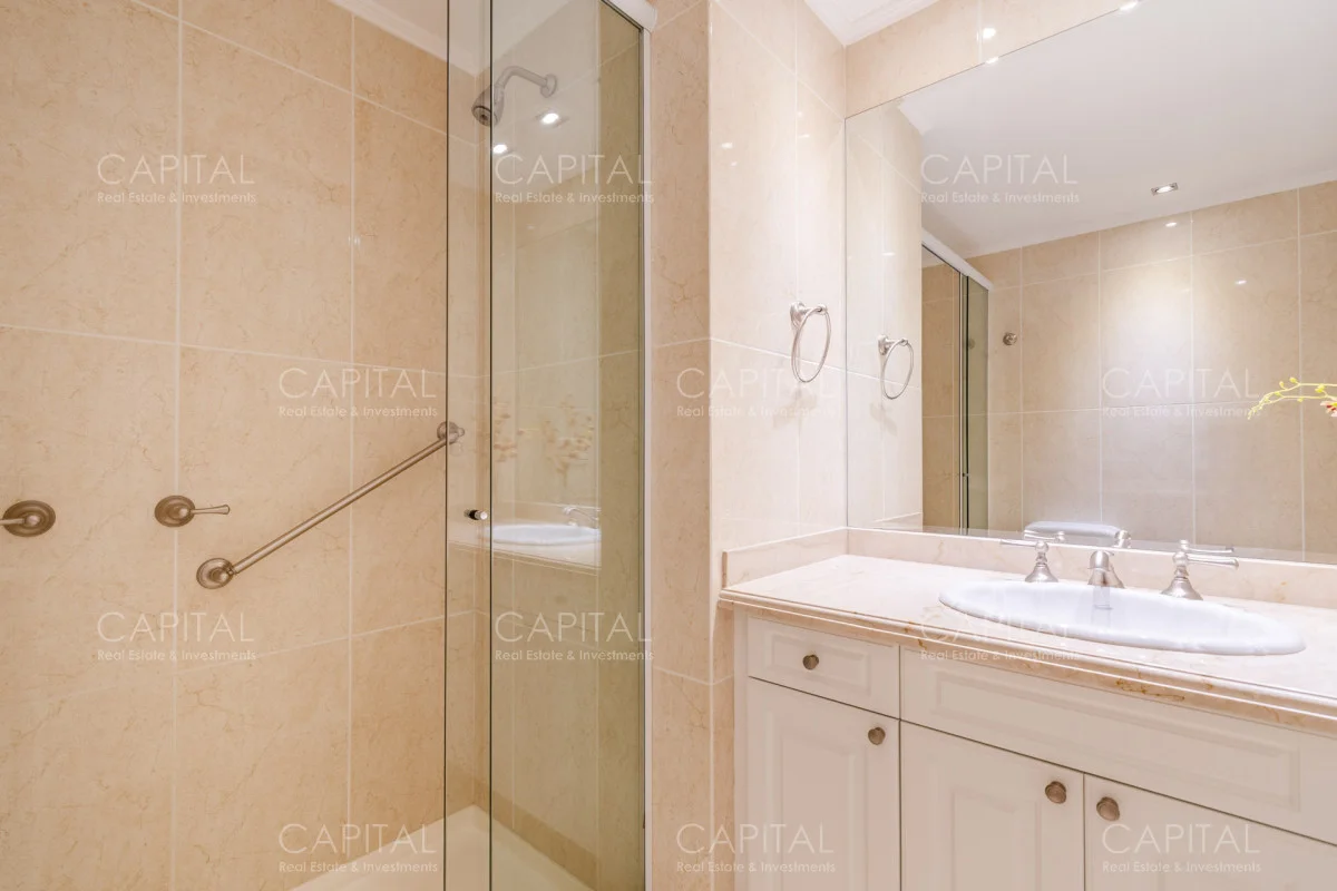 Apartamento en Playa Mansa, propiedad 277868 -Imagen 9