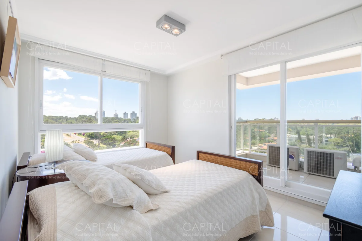 Apartamento en Playa Mansa, propiedad 277868 -Imagen 10