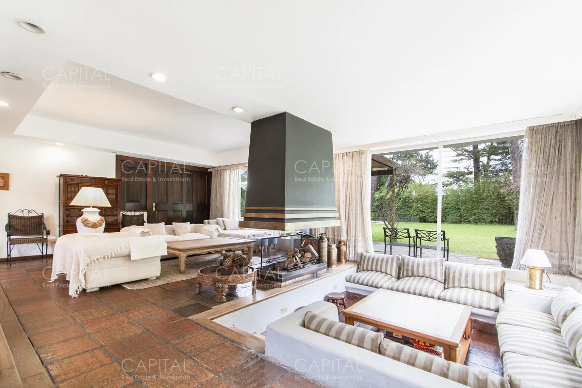 Casa en Playa Mansa, propiedad 277897 -Imagen 4