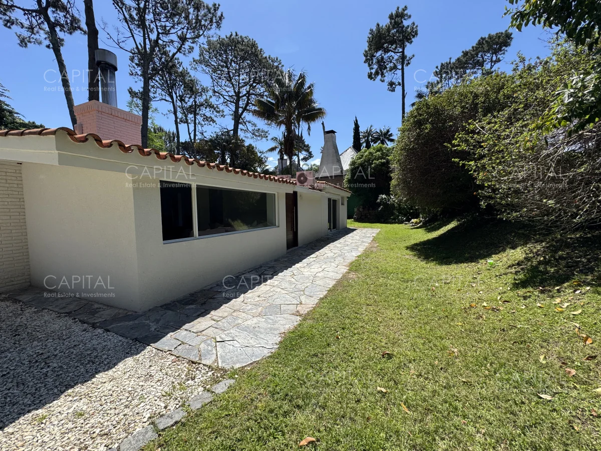 Casa en Playa Mansa, propiedad 278112 -Imagen 20