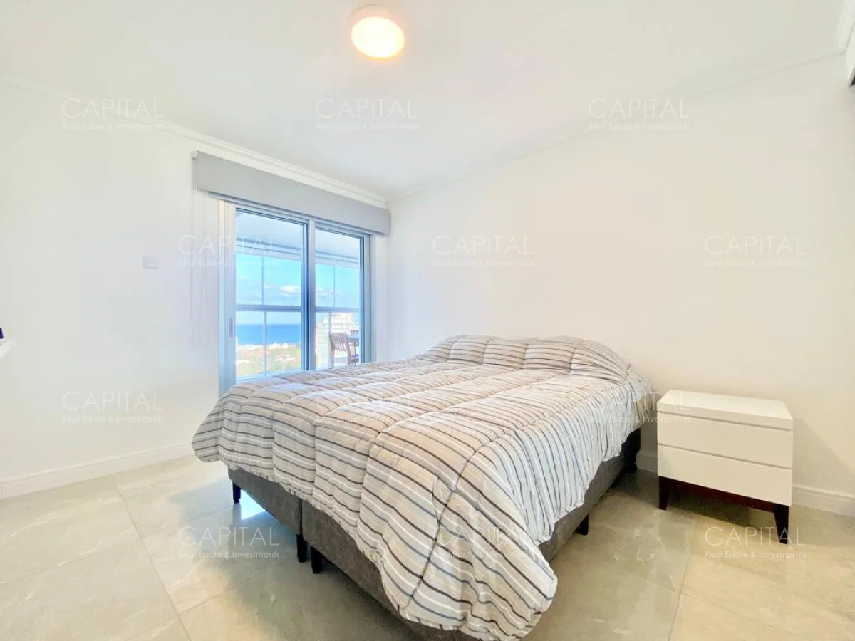 Apartamento en Playa Mansa, propiedad 278126 -Imagen 13