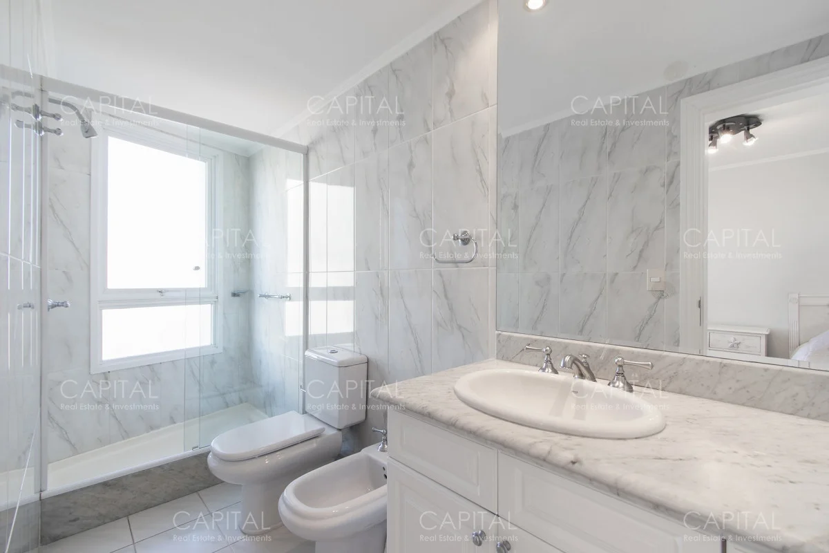 Apartamento en Playa Mansa, propiedad 278358 -Imagen 13