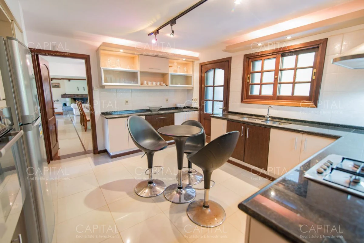 Casa en Berverly Hills, propiedad 278530 -Imagen 10