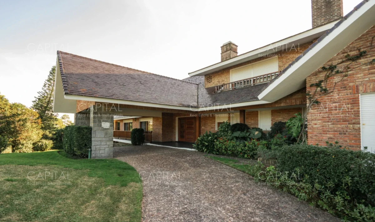 Casa en Playa Mansa, propiedad 278658 -Imagen 1