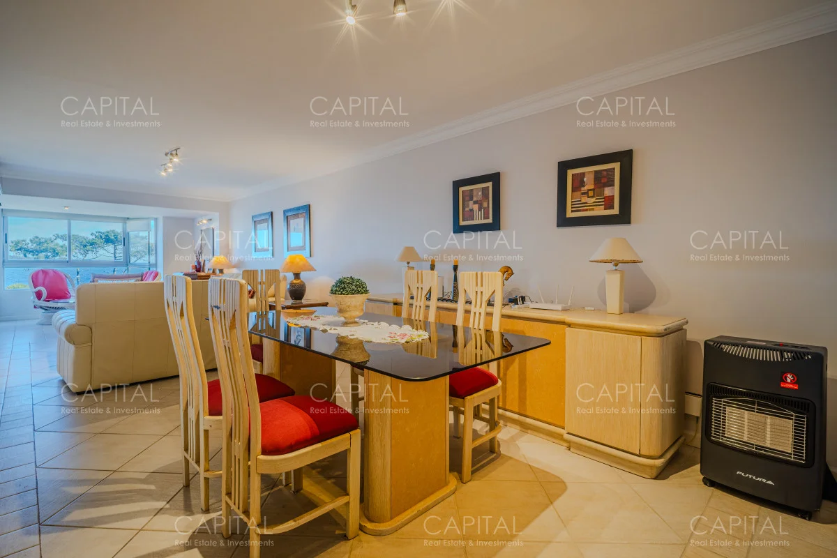 Apartamento en Playa Mansa, propiedad 278670 -Imagen 12