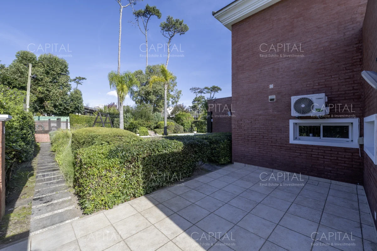 Casa en Playa Mansa, propiedad 278687 -Imagen 17