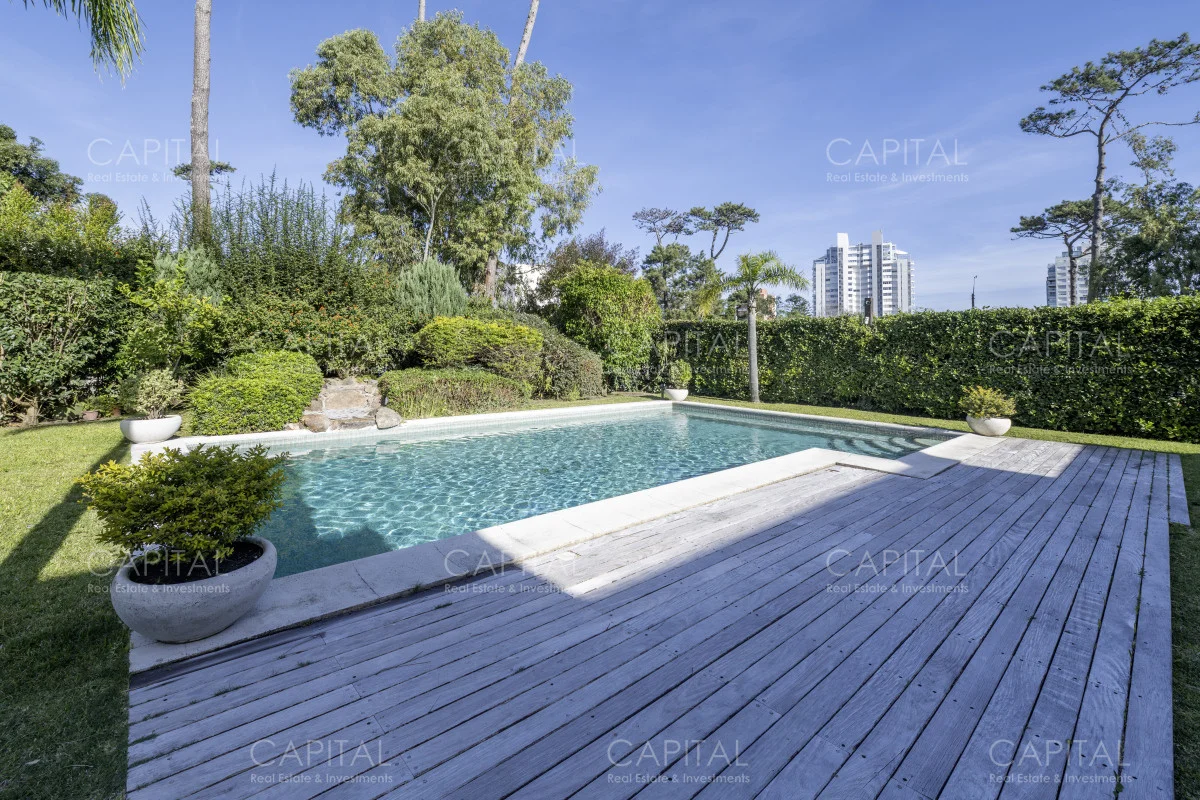 Casa en Playa Mansa, propiedad 278687 -Imagen 18