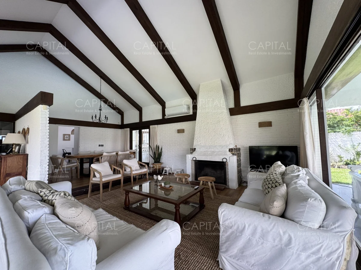 Casa en Playa Mansa, propiedad 278699 -Imagen 3