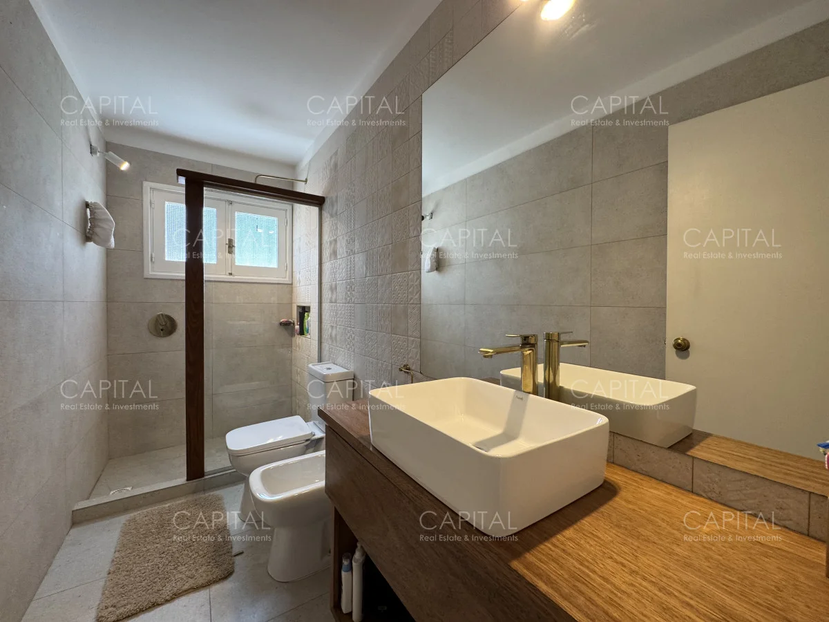 Casa en Playa Mansa, propiedad 278699 -Imagen 7