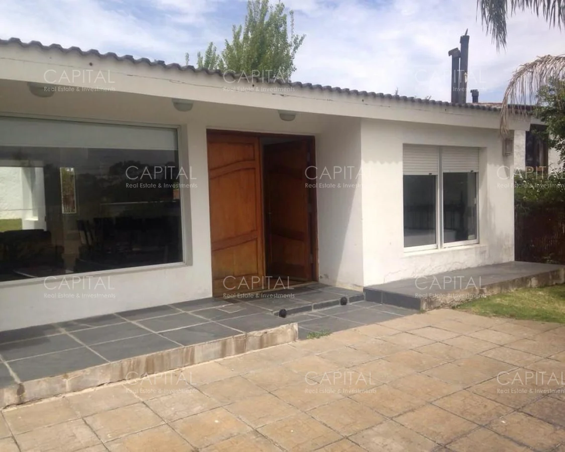 Casa en Jardines de Córdoba, propiedad 278736 -Imagen 2
