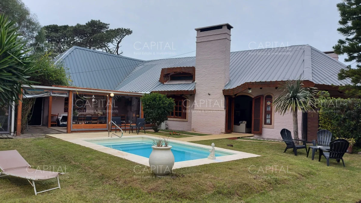 Casa en Jardines de Córdoba, propiedad 278818 -Imagen 2