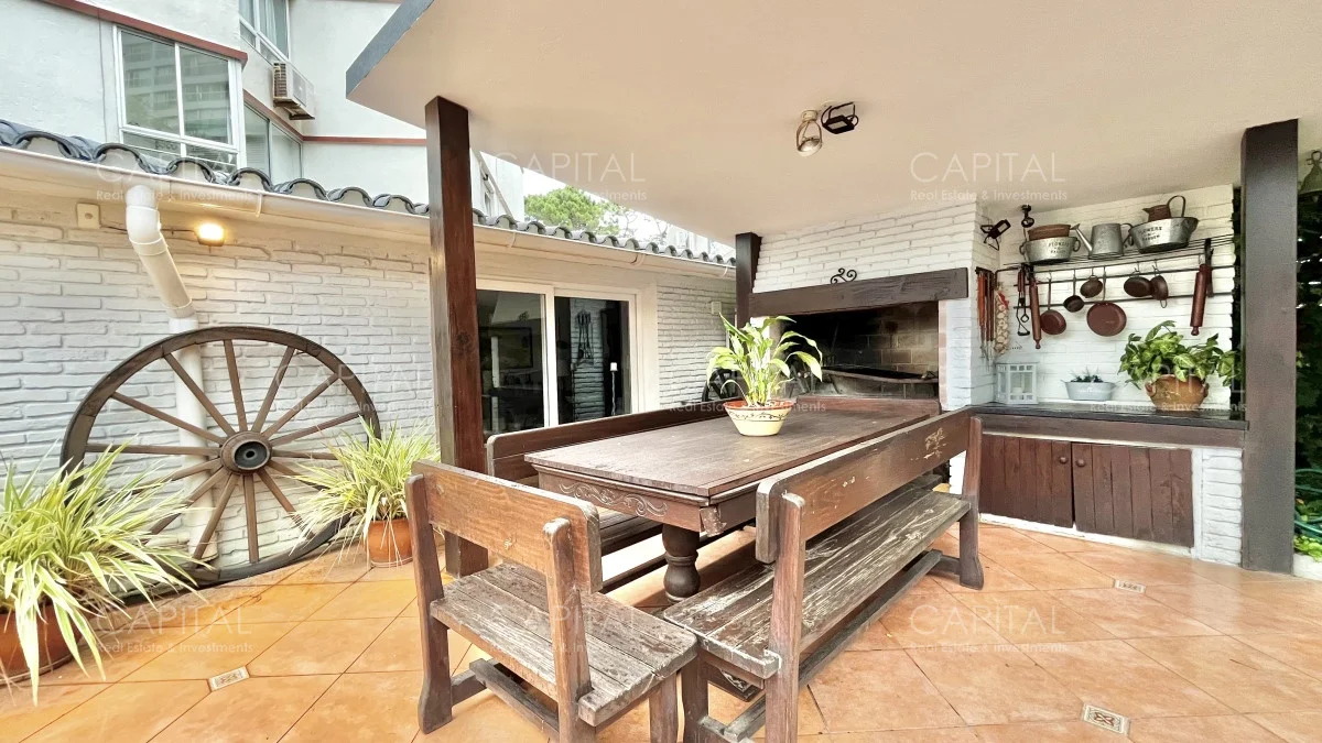 Casa en Playa Mansa, propiedad 278819 -Imagen 3